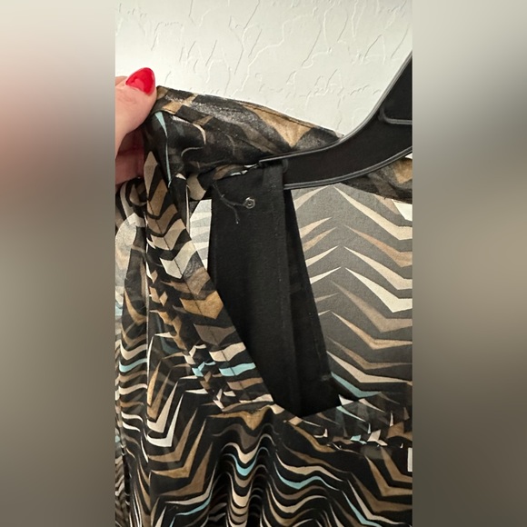 DVF 100% silk flowy style dress with slip size 10 - Picture 4 of 7